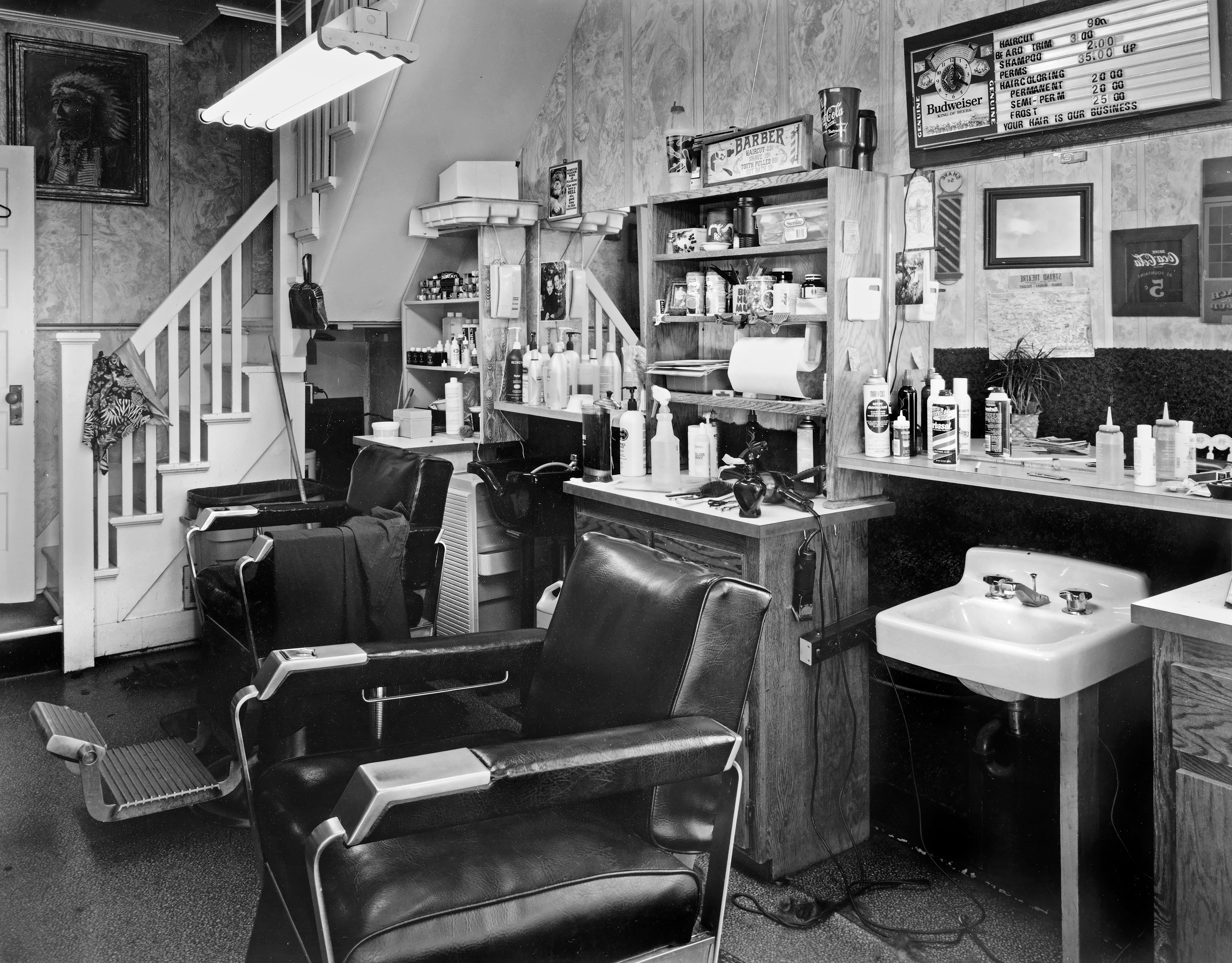 Barber shop - Helper, Utah. © 2020 Alan Blakely.  All Rights Reserved.